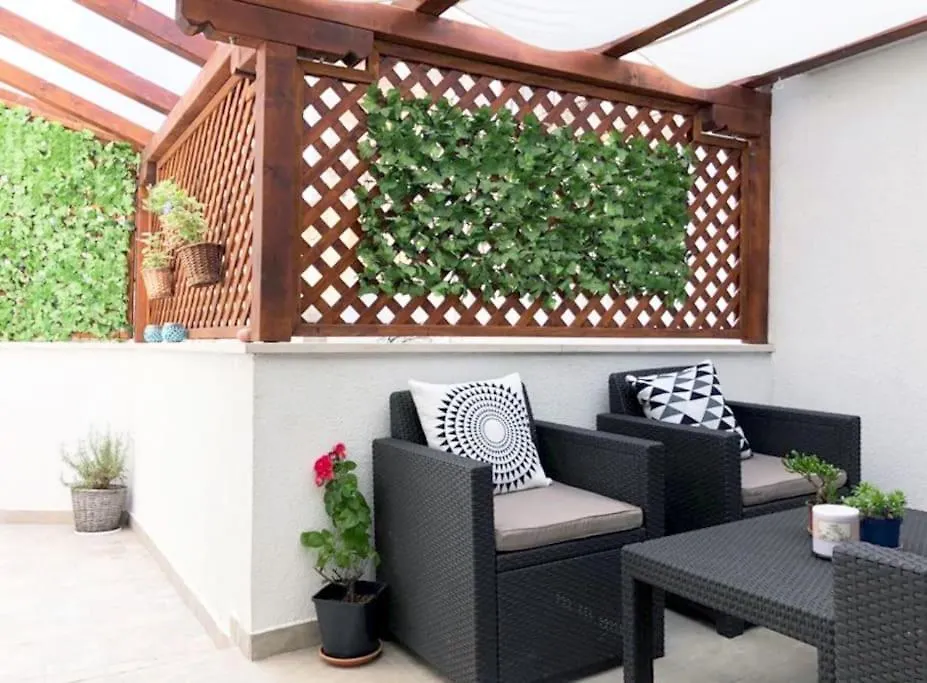 Lovely Apartment In The Heart Of Pula 0*,