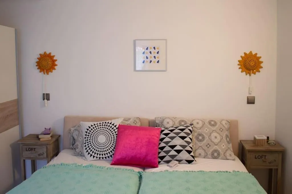 Lovely Apartment In The Heart Of Pula